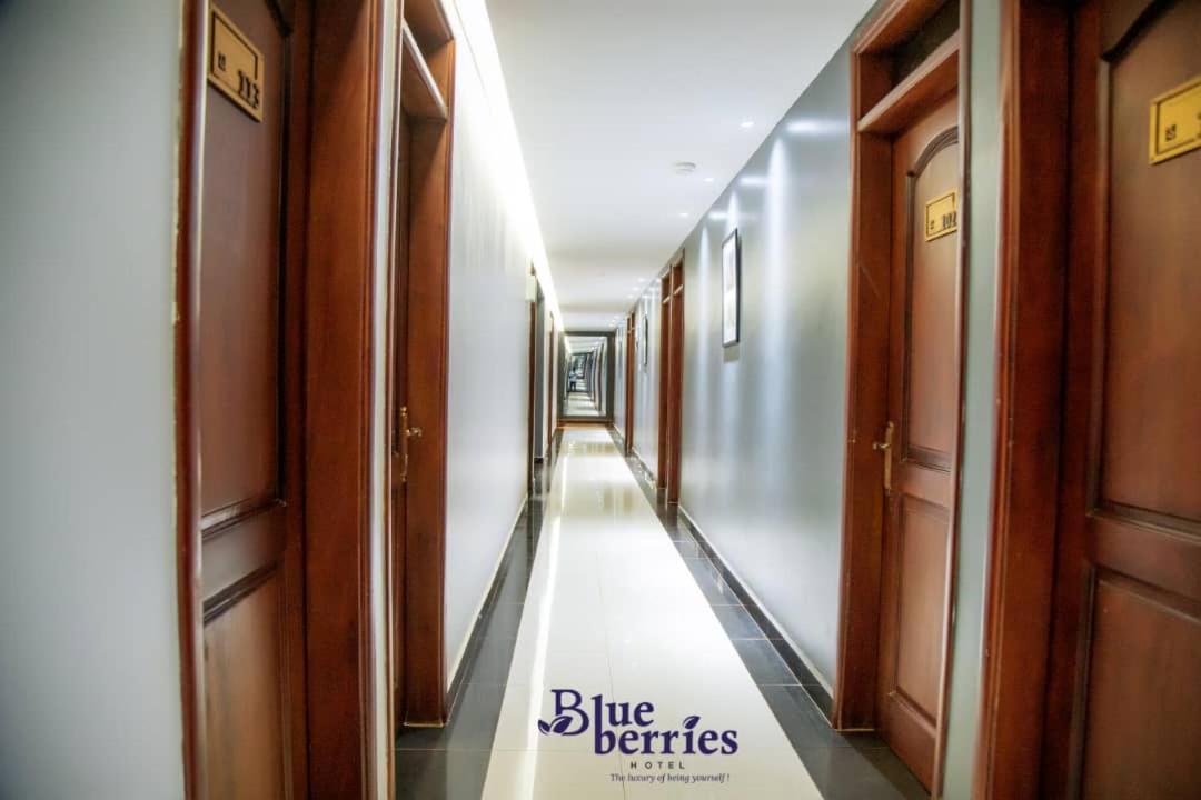 Blue Berries Hotel Εντέμπε Εξωτερικό φωτογραφία