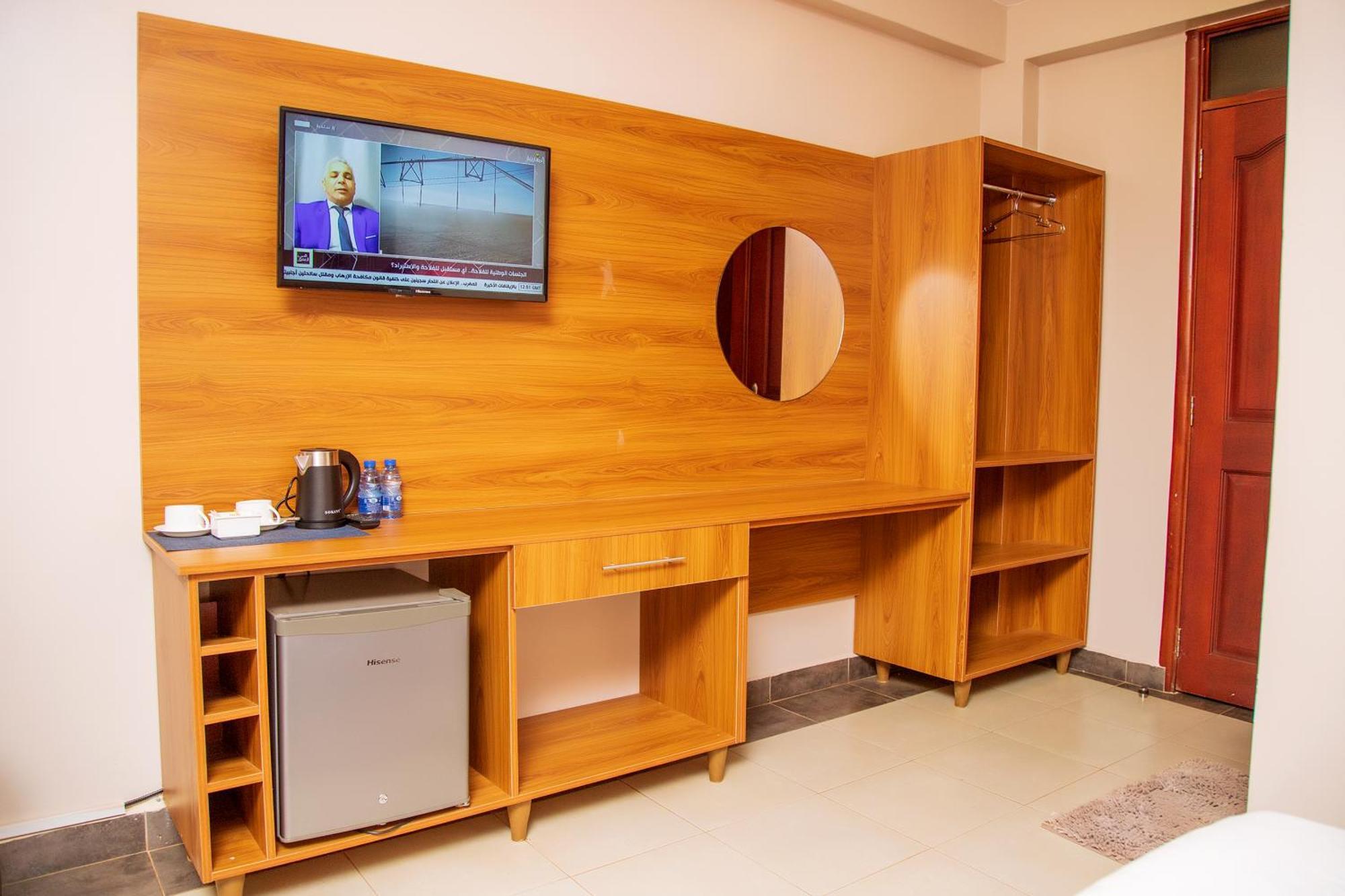 Blue Berries Hotel Εντέμπε Εξωτερικό φωτογραφία